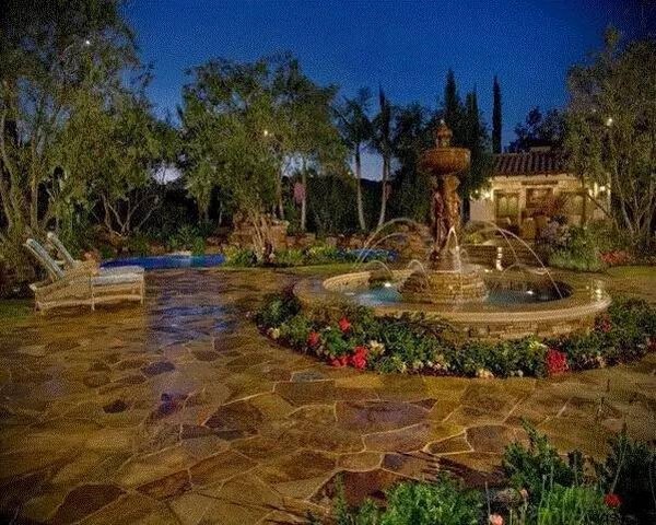 tiểu cảnh với đài phun nước 2